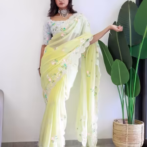 Women Embroidered Saree with Scalloped Hem