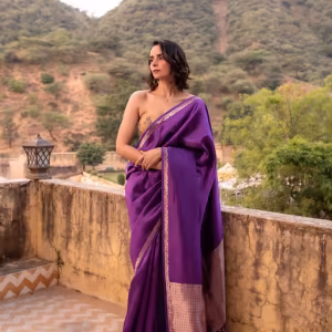 Purple Jamuna Woven Saree with Unstitched Blouse