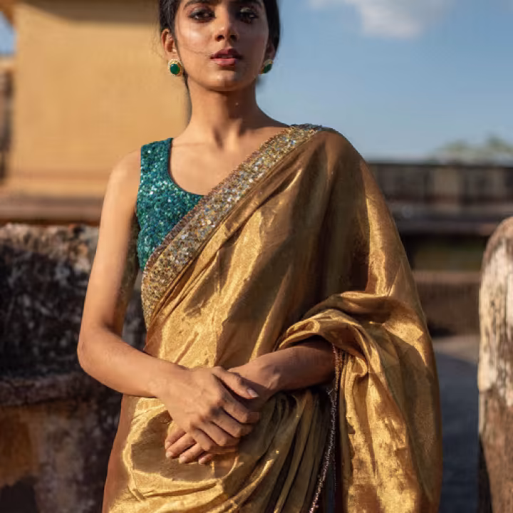 Kiara – Green Vrocade and Gold Tissue Saree with Unstitched Blouse